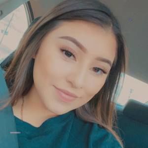 Meet your Posher, Beatris